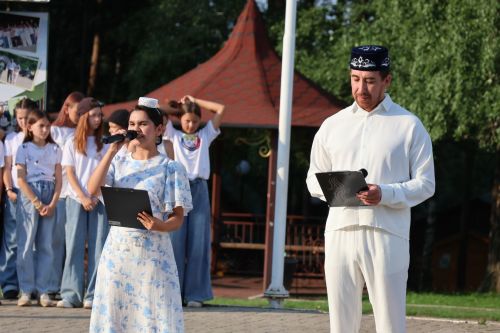 Фоторепортаж: «Бүләк» лагеренда өченче смена ачылышыннан иң матур мизгелләр