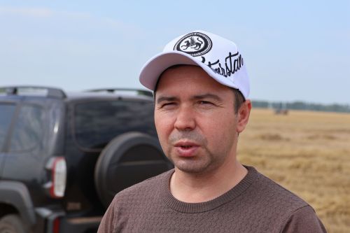 «Әнәк» агрофирмасы директоры Фаил Газетдинов: «Авырлыкларга карамастан, игенчеләр уңыш өчен эшли»