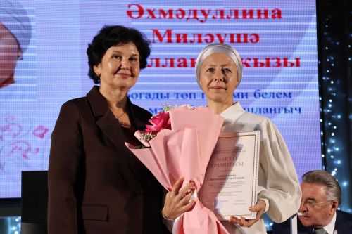 50дән артык мәгариф хезмәткәре лаеклы бүләкләрен алды