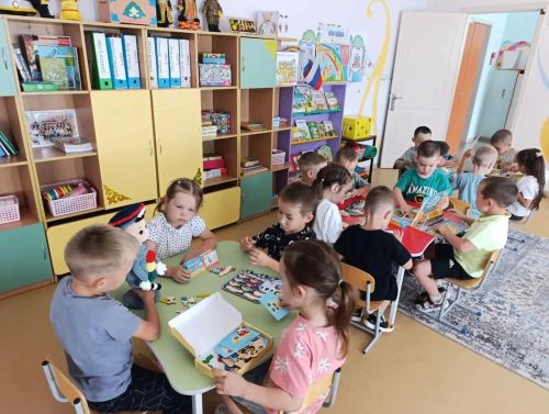 5 август — Бөтендөнья светофор көне