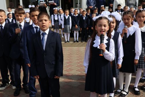 115 еллык тарихы булган Актанышның 1 нче санлы мәктәбендә беренче кыңгырау чыңлады