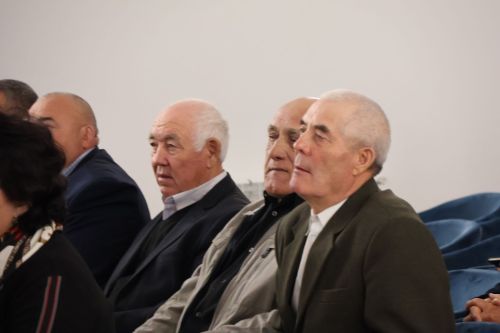 Изге теләкләр, бүләкләр, чаралар – районыбызда Өлкәннәр ункөнлеге