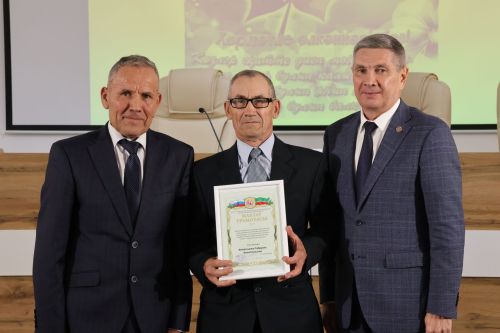 Изге теләкләр, бүләкләр, чаралар – районыбызда Өлкәннәр ункөнлеге