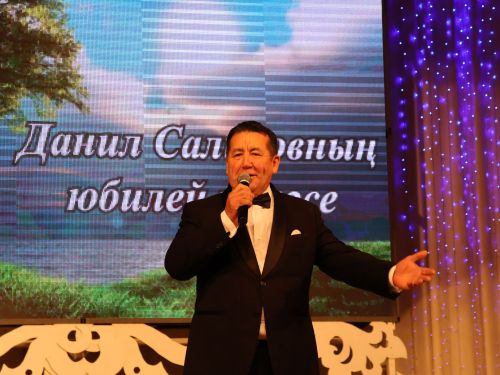 Танылган әдип, күренекле якташыбыз Данил Салиховның иҗат кичәсе шаулап-гөрләп үтте