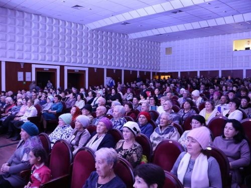 Артистыбыз Ленарис Шәңгәрәевка 50 яшь: Монда тудым, монда тамыр җәйдем, монда яңгырар минем җырларым!