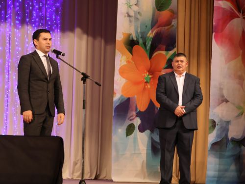Артистыбыз Ленарис Шәңгәрәевка 50 яшь: Монда тудым, монда тамыр җәйдем, монда яңгырар минем җырларым!