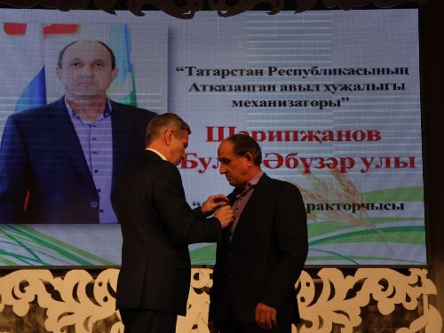 Уңыш-2023: Районыбызда кыр батырларын данладылар