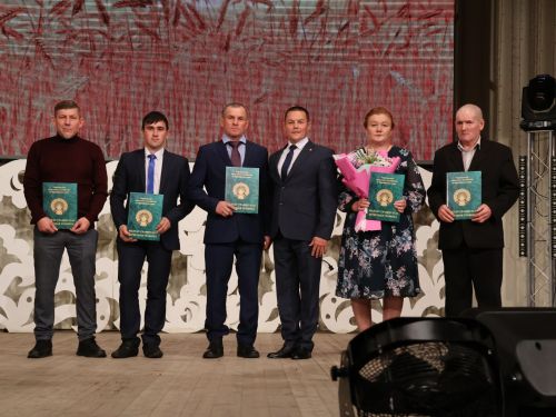 Уңыш-2023: Районыбызда кыр батырларын данладылар