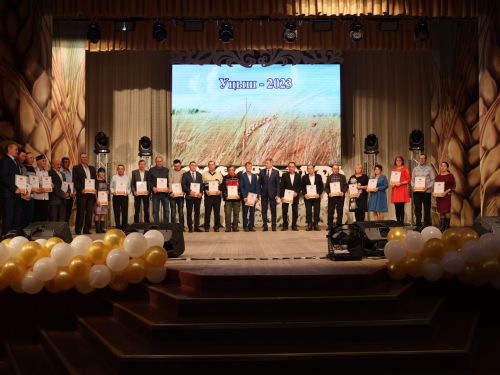 Уңыш-2023: Районыбызда кыр батырларын данладылар