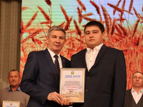 Уңыш-2023: Районыбызда кыр батырларын данладылар