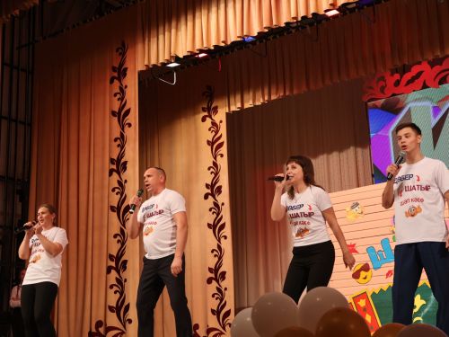 «Шаярыш-ярыш» КВН уенының быелгы җиңүчесе- Пучы командасы
