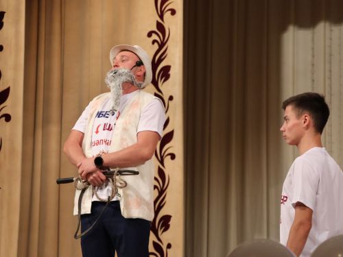 «Шаярыш-ярыш» КВН уенының быелгы җиңүчесе- Пучы командасы