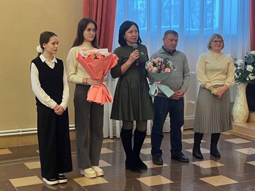 Алтын туйларыгыз котлы булсын!