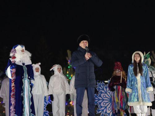 Чыршы ачылу тантанасыннан безнең фоторепортаж