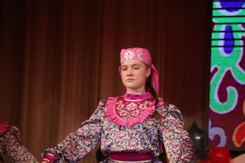 Кичәге "Йолдызлык" гала-концертыннан бик күп, бик матур һәм шәп фотолар