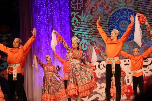 Кичәге "Йолдызлык" гала-концертыннан бик күп, бик матур һәм шәп фотолар