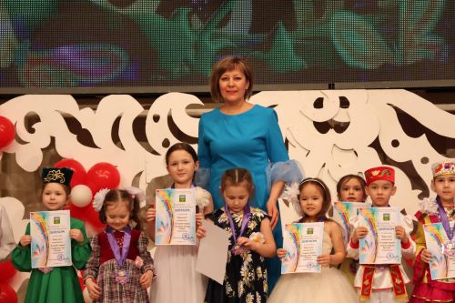 "Йолдызлык"та нәни йолдызчыклар кабынды!(БАРЛЫК ФОТОЛАР, БИК КҮП ФОТОРӘСЕМНӘР)