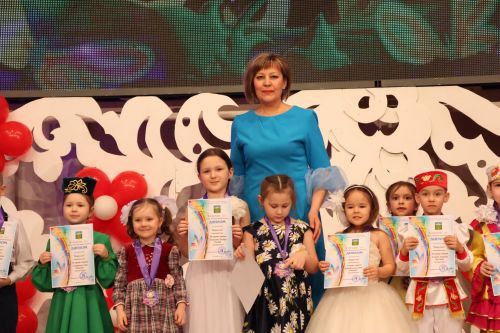 "Йолдызлык"та нәни йолдызчыклар кабынды!(БАРЛЫК ФОТОЛАР, БИК КҮП ФОТОРӘСЕМНӘР)