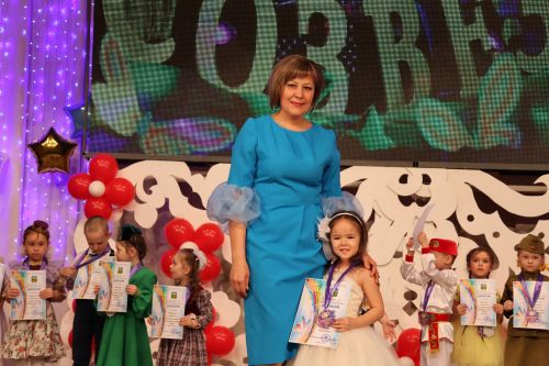 "Йолдызлык"та нәни йолдызчыклар кабынды!(БАРЛЫК ФОТОЛАР, БИК КҮП ФОТОРӘСЕМНӘР)