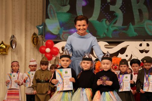 "Йолдызлык"та нәни йолдызчыклар кабынды!(БАРЛЫК ФОТОЛАР, БИК КҮП ФОТОРӘСЕМНӘР)
