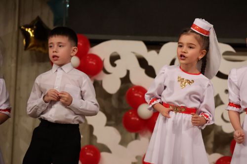 "Йолдызлык"та нәни йолдызчыклар кабынды!(БАРЛЫК ФОТОЛАР, БИК КҮП ФОТОРӘСЕМНӘР)