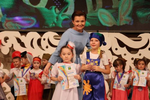 "Йолдызлык"та нәни йолдызчыклар кабынды!(БАРЛЫК ФОТОЛАР, БИК КҮП ФОТОРӘСЕМНӘР)