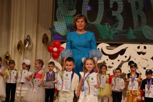 "Йолдызлык"та нәни йолдызчыклар кабынды!(БАРЛЫК ФОТОЛАР, БИК КҮП ФОТОРӘСЕМНӘР)