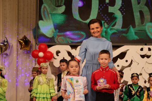 "Йолдызлык"та нәни йолдызчыклар кабынды!(БАРЛЫК ФОТОЛАР, БИК КҮП ФОТОРӘСЕМНӘР)