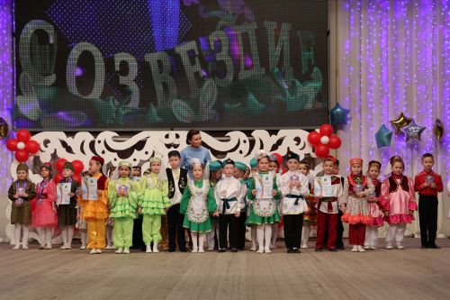 "Йолдызлык"та нәни йолдызчыклар кабынды!(БАРЛЫК ФОТОЛАР, БИК КҮП ФОТОРӘСЕМНӘР)