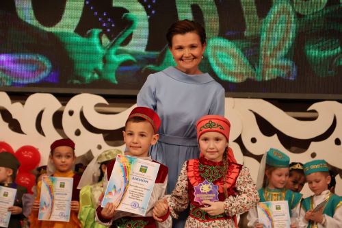 "Йолдызлык"та нәни йолдызчыклар кабынды!(БАРЛЫК ФОТОЛАР, БИК КҮП ФОТОРӘСЕМНӘР)