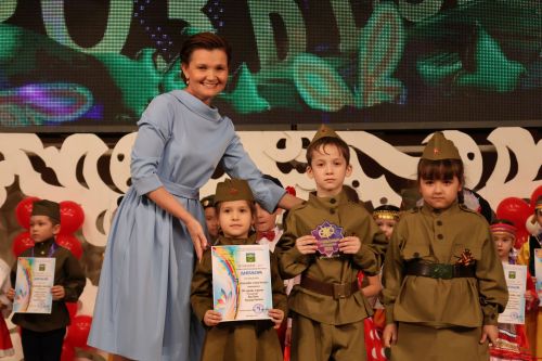 "Йолдызлык"та нәни йолдызчыклар кабынды!(БАРЛЫК ФОТОЛАР, БИК КҮП ФОТОРӘСЕМНӘР)