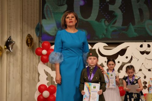 "Йолдызлык"та нәни йолдызчыклар кабынды!(БАРЛЫК ФОТОЛАР, БИК КҮП ФОТОРӘСЕМНӘР)