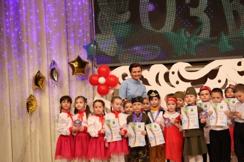 "Йолдызлык"та нәни йолдызчыклар кабынды!(БАРЛЫК ФОТОЛАР, БИК КҮП ФОТОРӘСЕМНӘР)