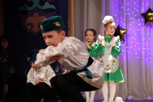 "Йолдызлык"та нәни йолдызчыклар кабынды!(БАРЛЫК ФОТОЛАР, БИК КҮП ФОТОРӘСЕМНӘР)