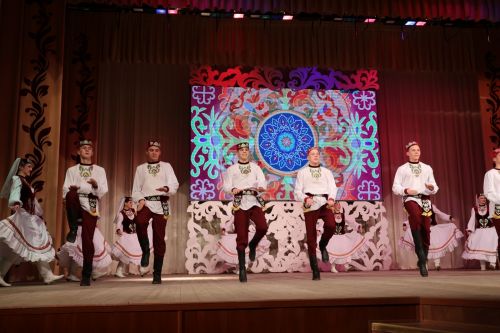 Актаныш районы авыл үзешчән сәнгать коллективлары смотр-конкурсының йомгаклау концерты