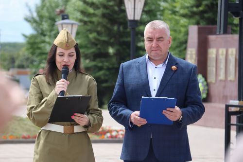 Хәтерләрдә утлы кузлар кебек: Актанышта Хәтер һәм кайгы көненә багышланган митингыннан безнең фоторепортаж