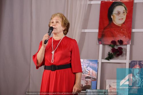 Дибәҗә Каюмованы искә алу чарасыннан фоторепортаж