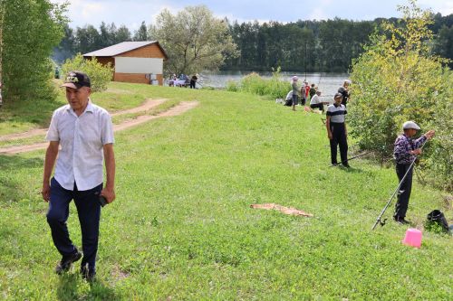 Су буенда – балыкчы: Ул да булса безнең активист өлкәннәребез!(фоторепортаж)
