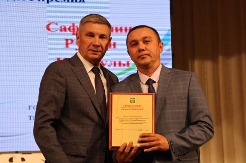 Зур фоторепортаж: Яңа уку елына — яңа таләпләр
