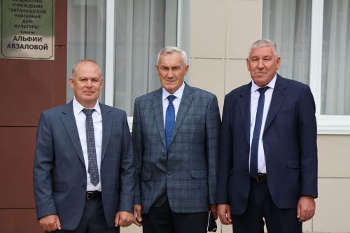 Зур фоторепортаж: Яңа уку елына — яңа таләпләр