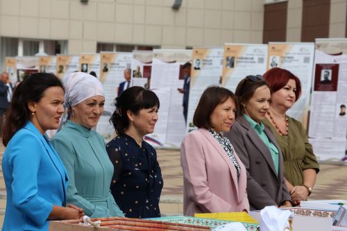 Зур фоторепортаж: Яңа уку елына — яңа таләпләр
