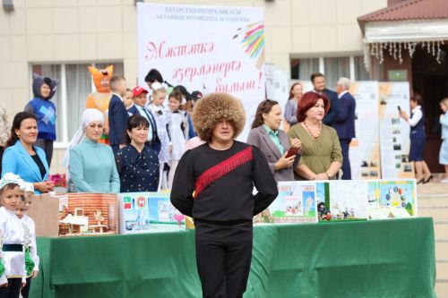 Зур фоторепортаж: Яңа уку елына — яңа таләпләр