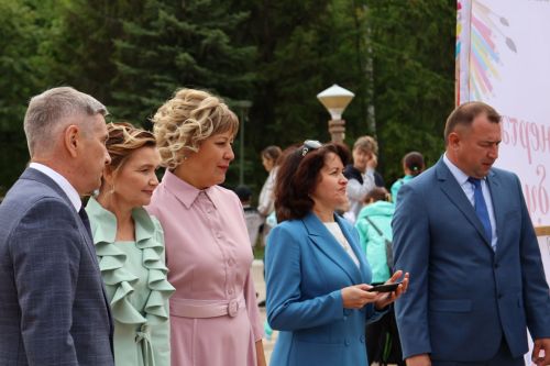 Зур фоторепортаж: Яңа уку елына — яңа таләпләр