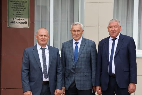 Зур фоторепортаж: Яңа уку елына — яңа таләпләр