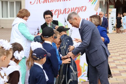 Зур фоторепортаж: Яңа уку елына — яңа таләпләр