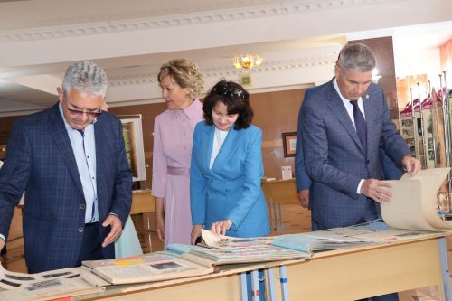 Зур фоторепортаж: Яңа уку елына — яңа таләпләр
