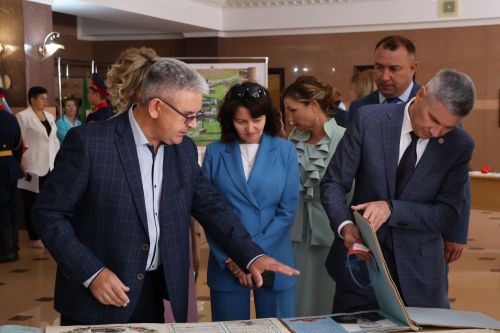 Зур фоторепортаж: Яңа уку елына — яңа таләпләр