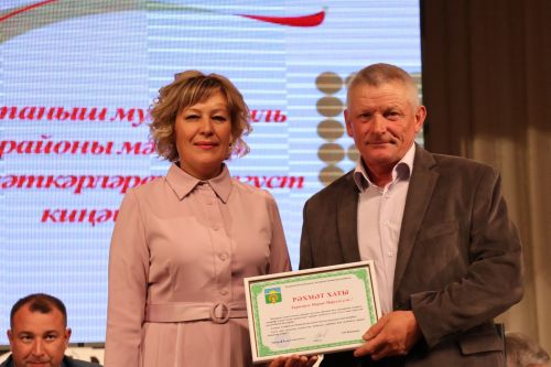 Зур фоторепортаж: Яңа уку елына — яңа таләпләр