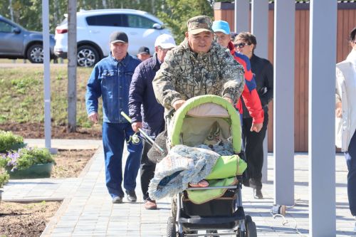 Чәчәк ат, Республикам!(махсус фоторепортаж)