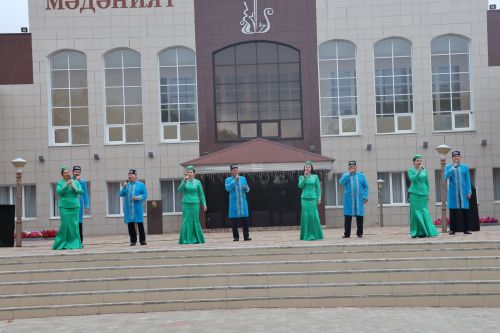 Сый-нигъмәтле ярминкә!